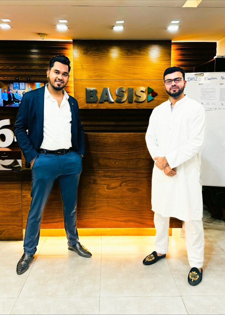 বেসিস নির্বাচনে প্রার্থী হিসেবে আমি এবং আমার খুব কাছের বন্ধু এবং ছোটভাই আব্দুল্লাহ জায়েদ মনোনয়নপত্র জমা দিলাম